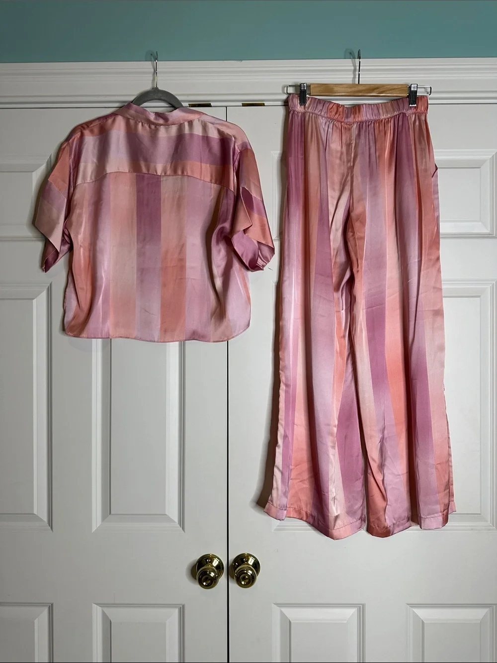 Midnight Bakery Women's 2-Pc. Joplin Satin Pajamas Set Ombré Lane stripe SzS